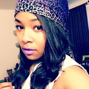 Meet your Posher, Stasha